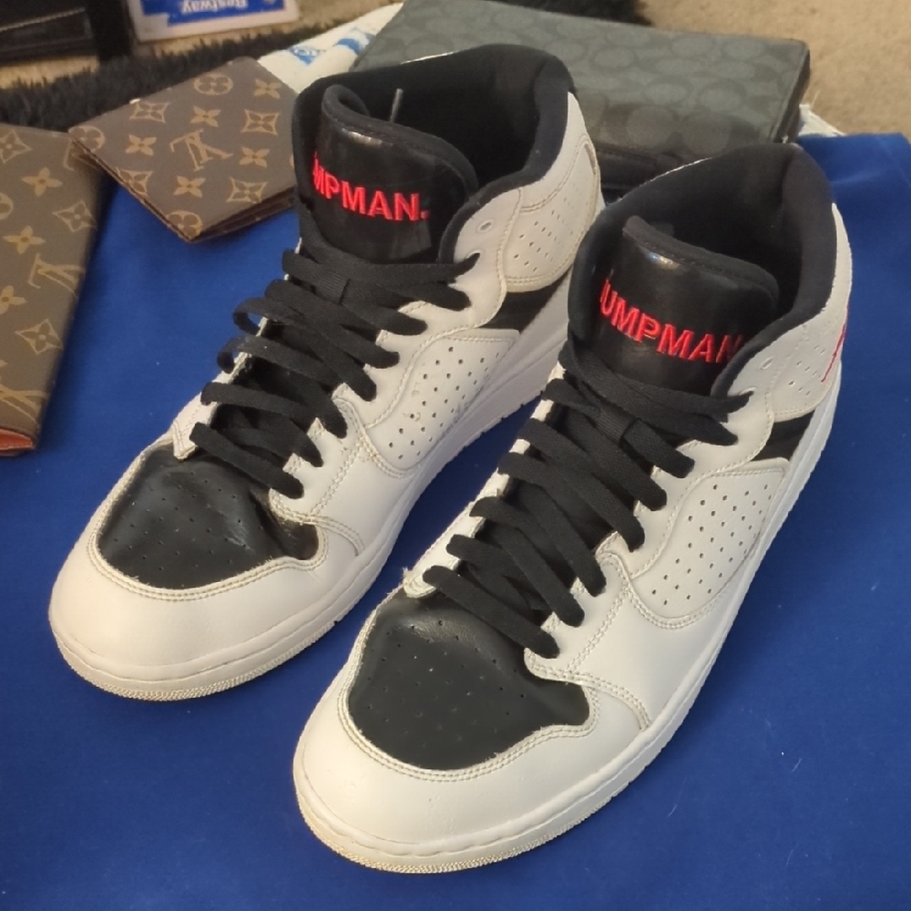 Nike Jordan Jumpman High Top Black and White Sneakers Asking Only $50